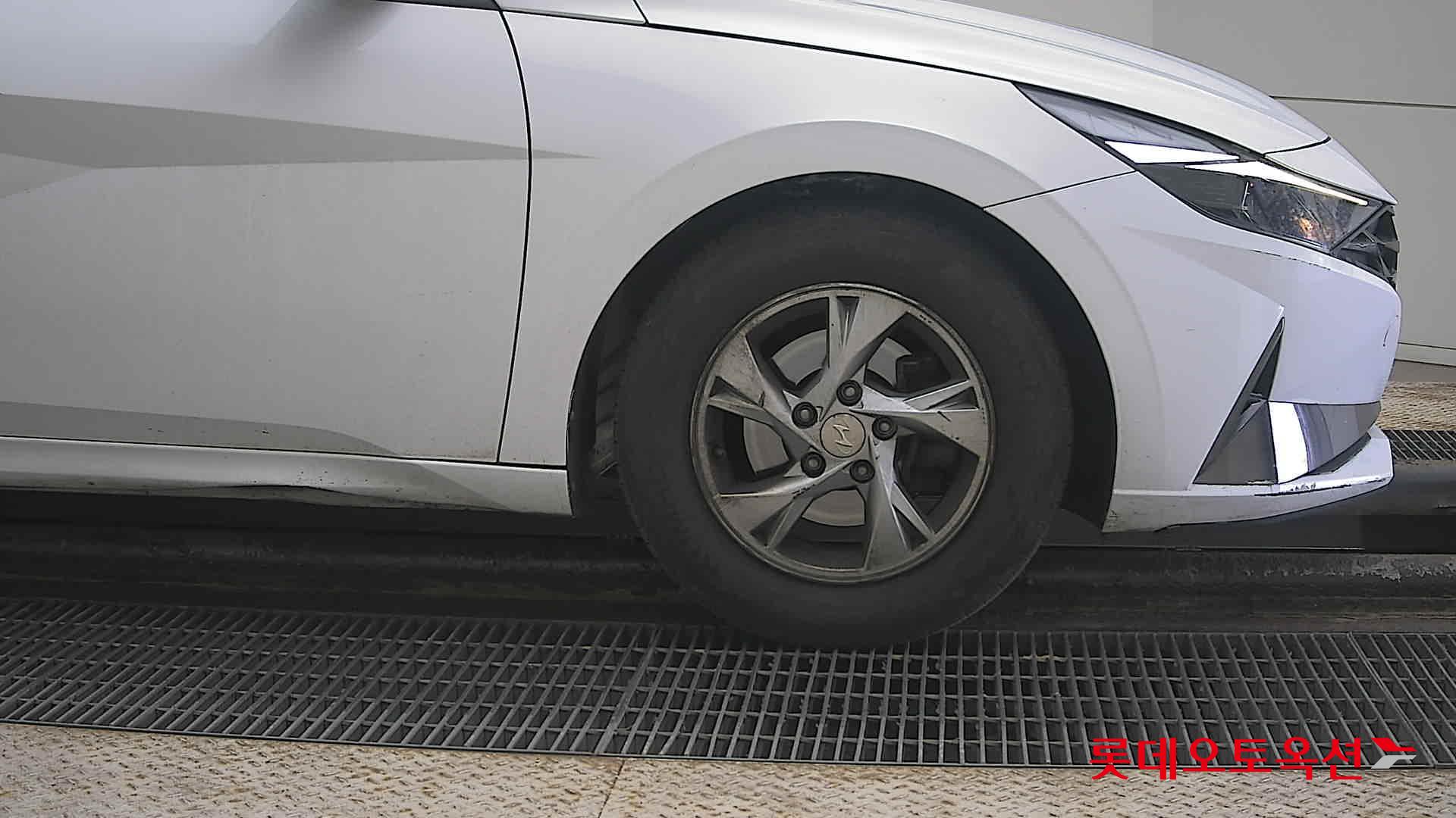 Hyundai Avante id 3822827 из Кореи 23