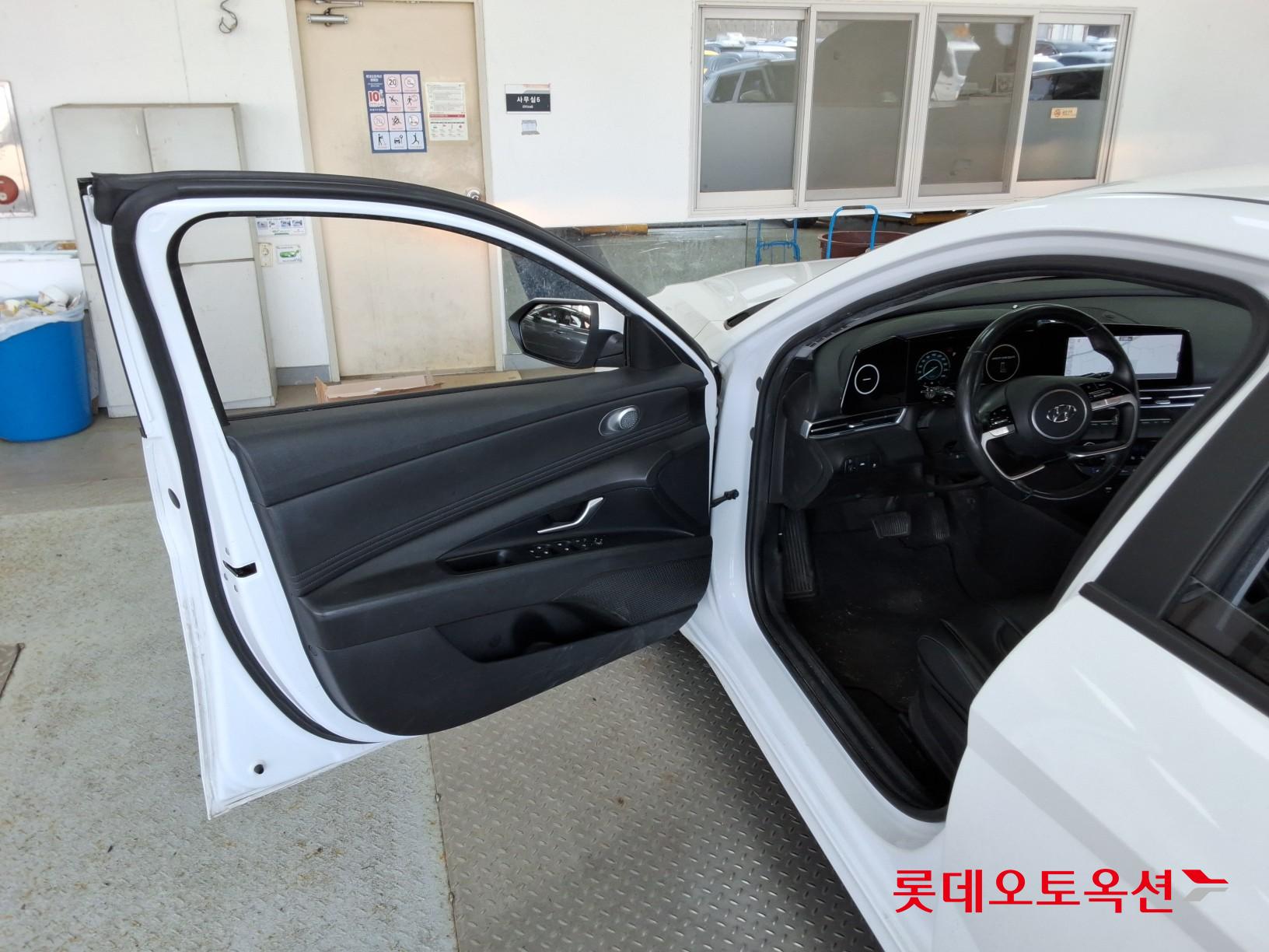 Hyundai Avante id 3822827 из Кореи 35
