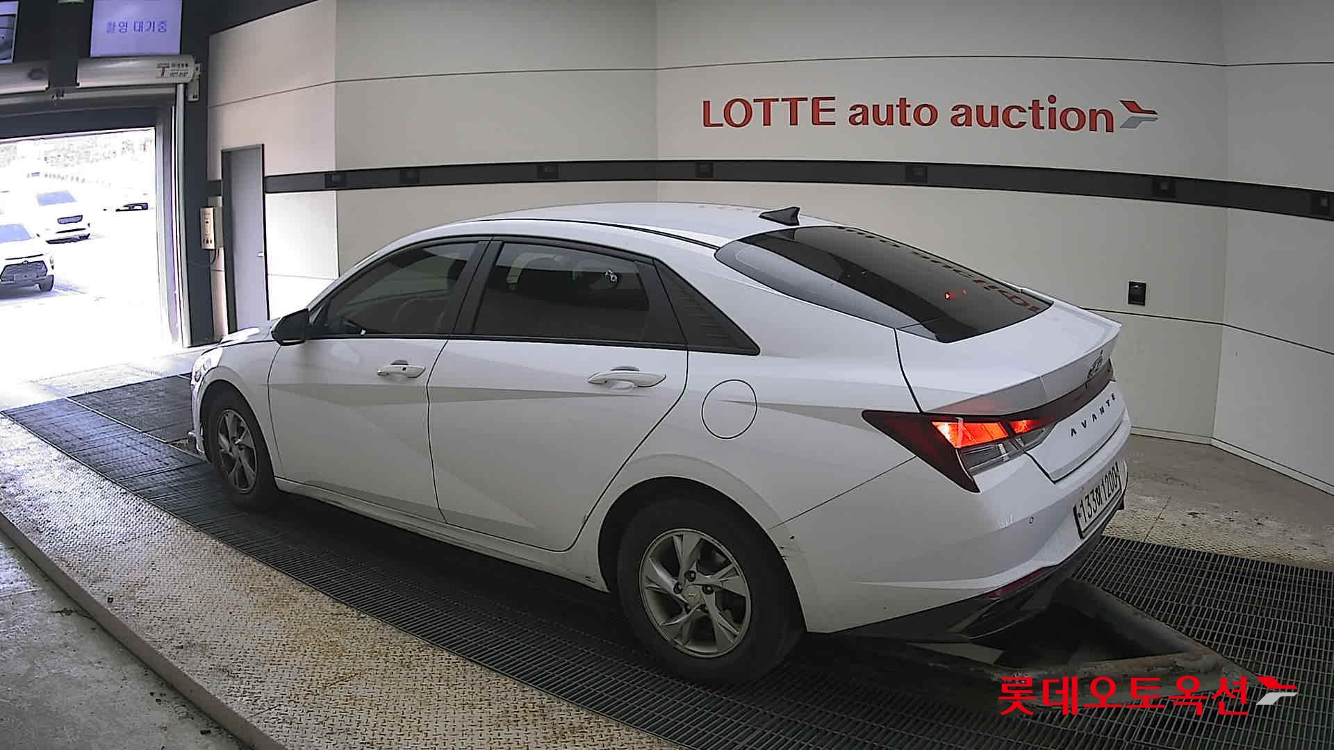 Hyundai Avante id 3822818 из Кореи 10