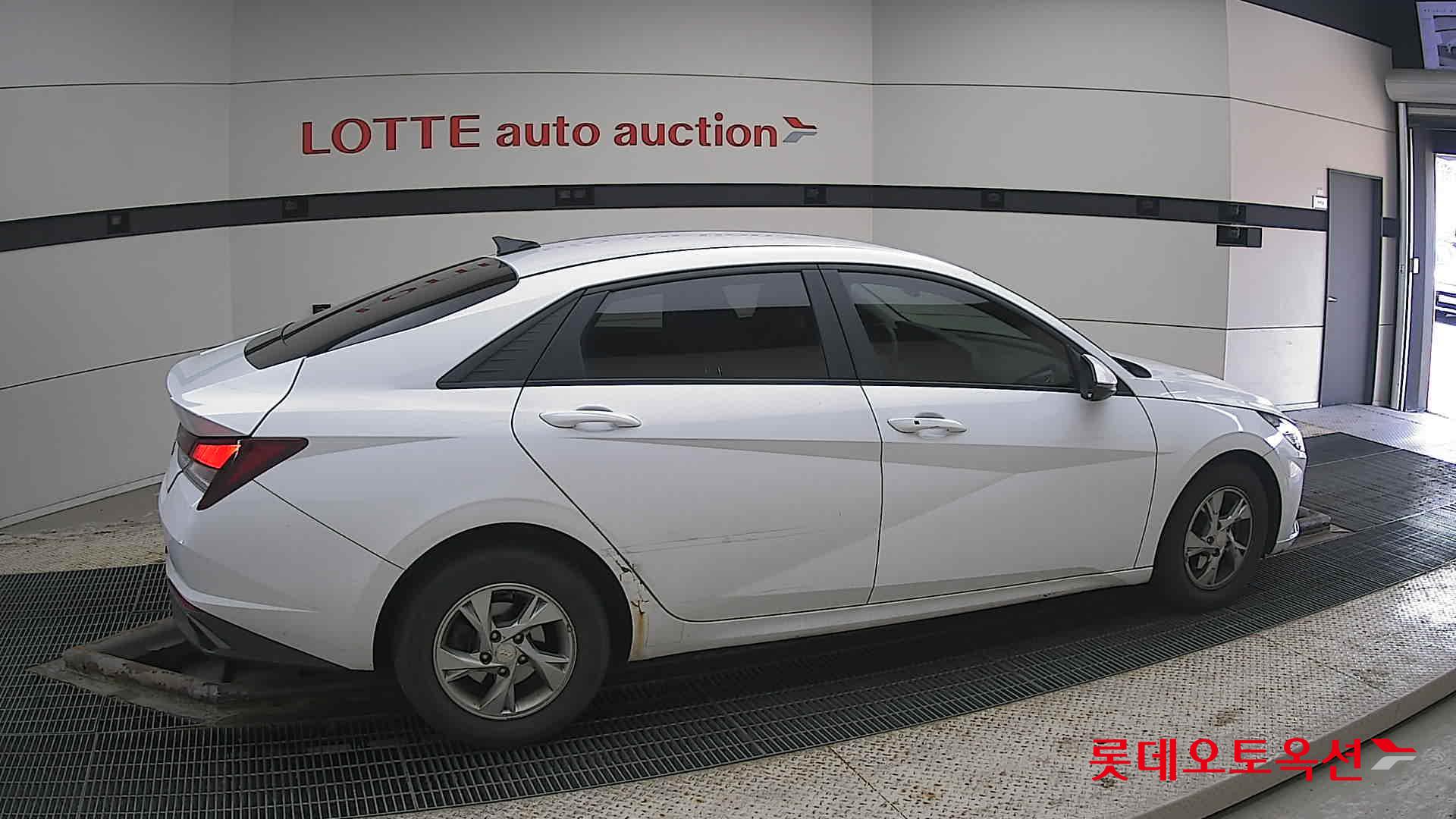 Hyundai Avante id 3822818 из Кореи 18