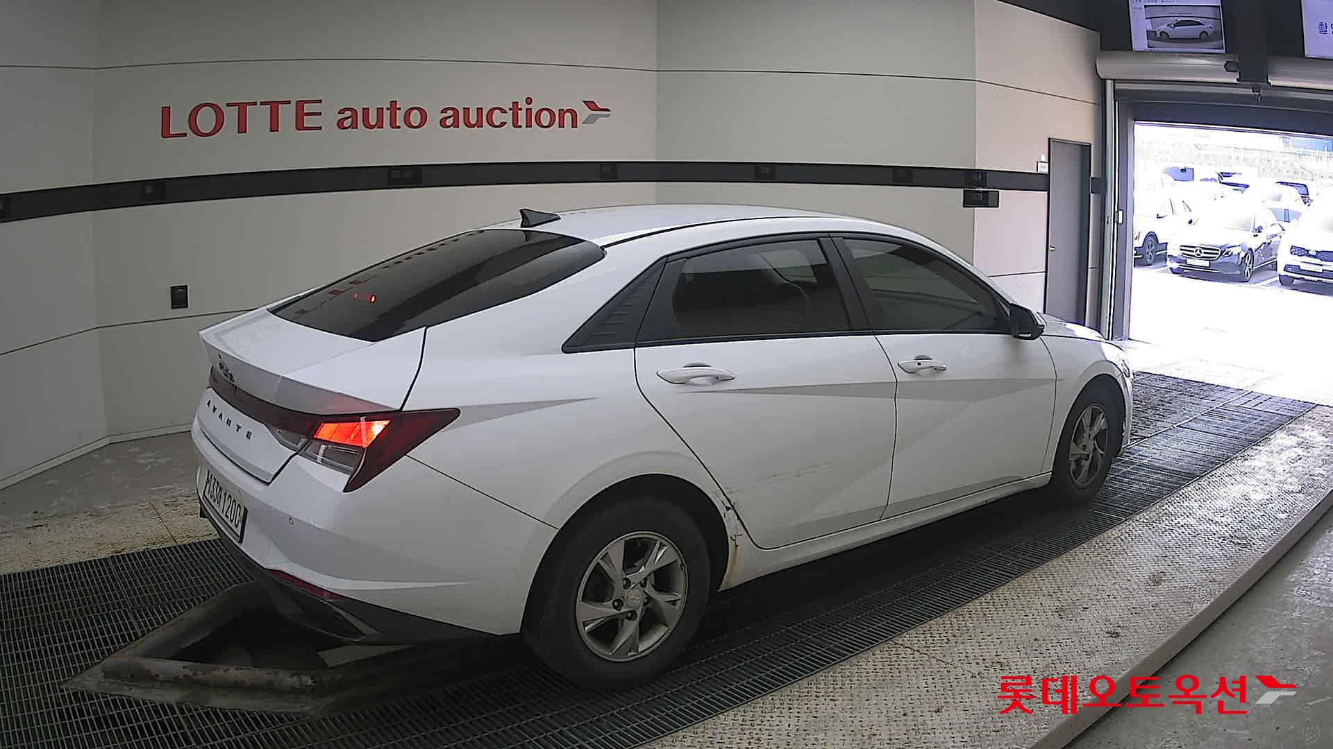 Hyundai Avante id 3822818 из Кореи 19