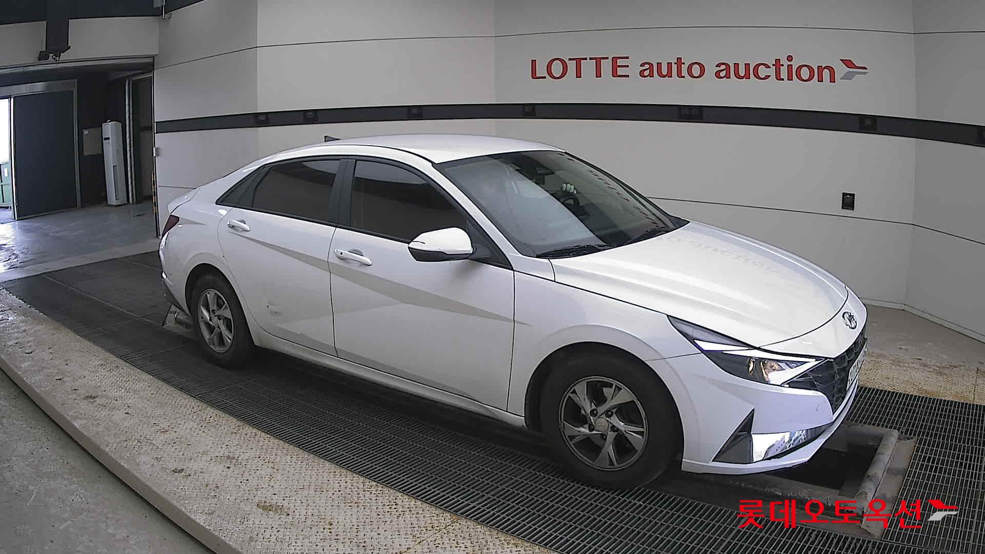 Hyundai Avante id 3822831 из Кореи 16