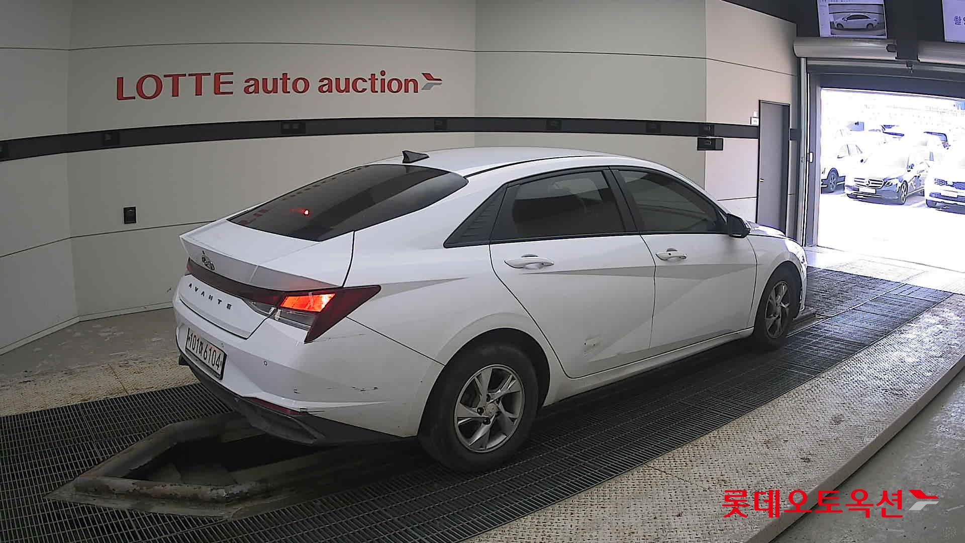 Hyundai Avante id 3822831 из Кореи 19