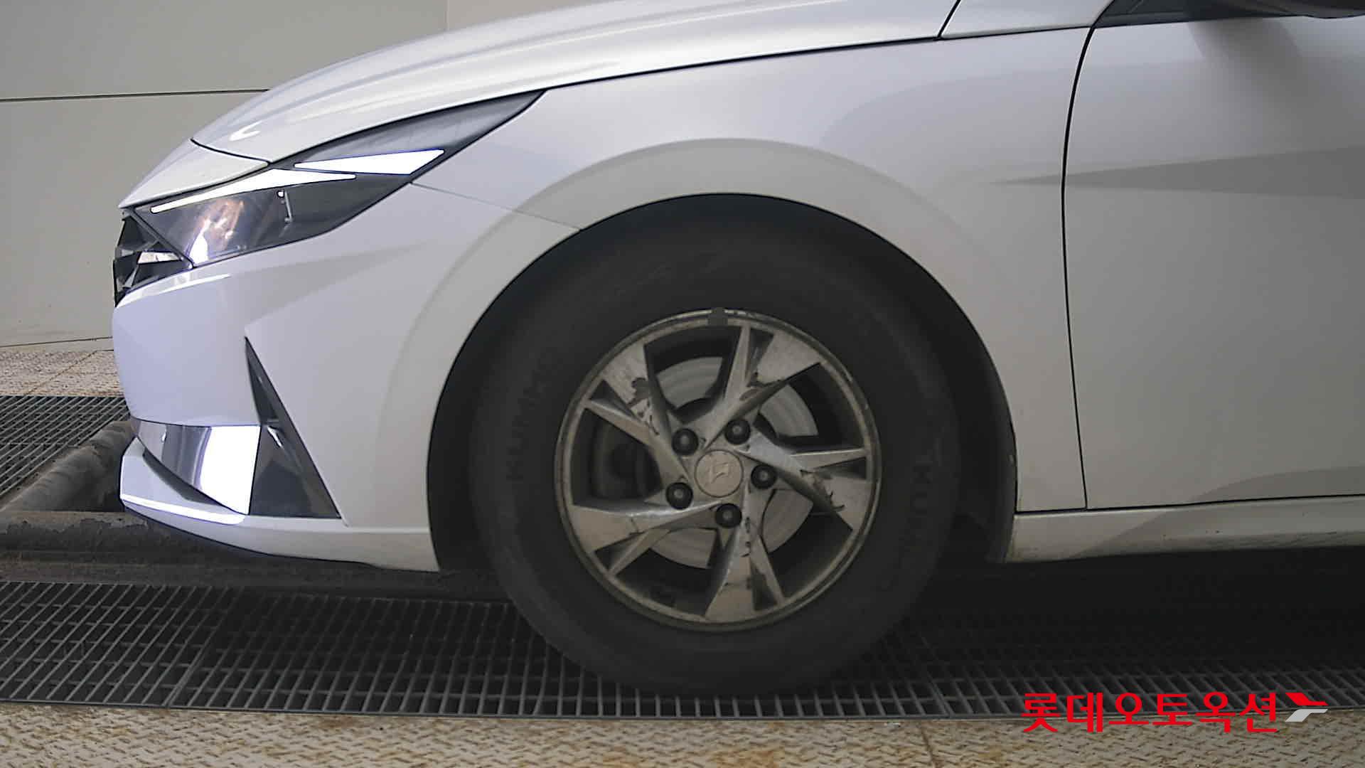 Hyundai Avante id 3822831 из Кореи 21