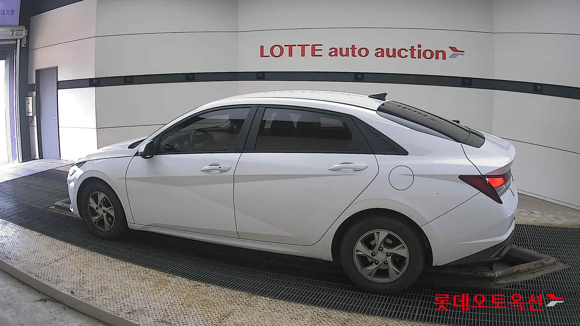 Hyundai Avante id 3822826 из Кореи 11