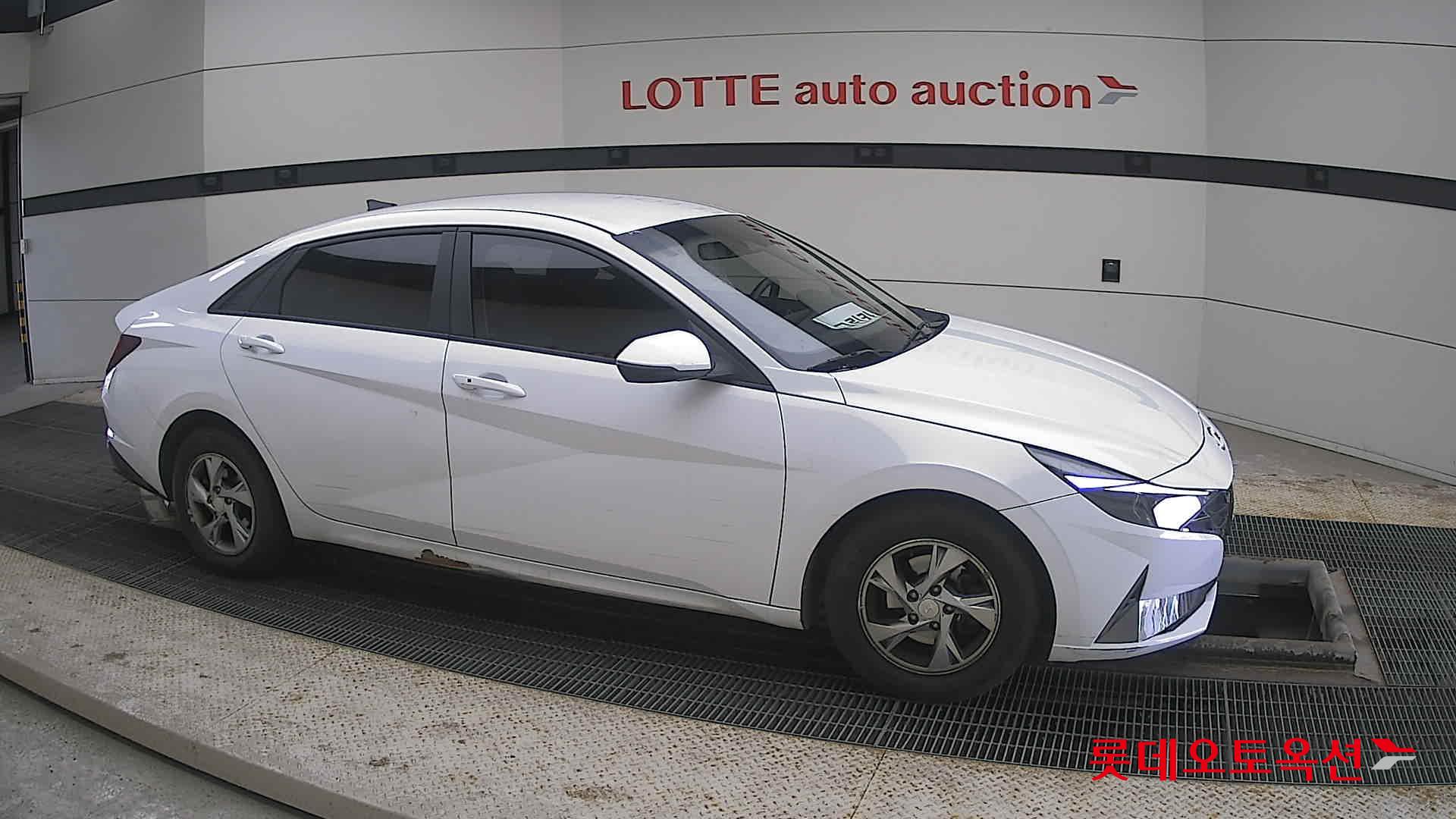 Hyundai Avante id 3822826 из Кореи 17