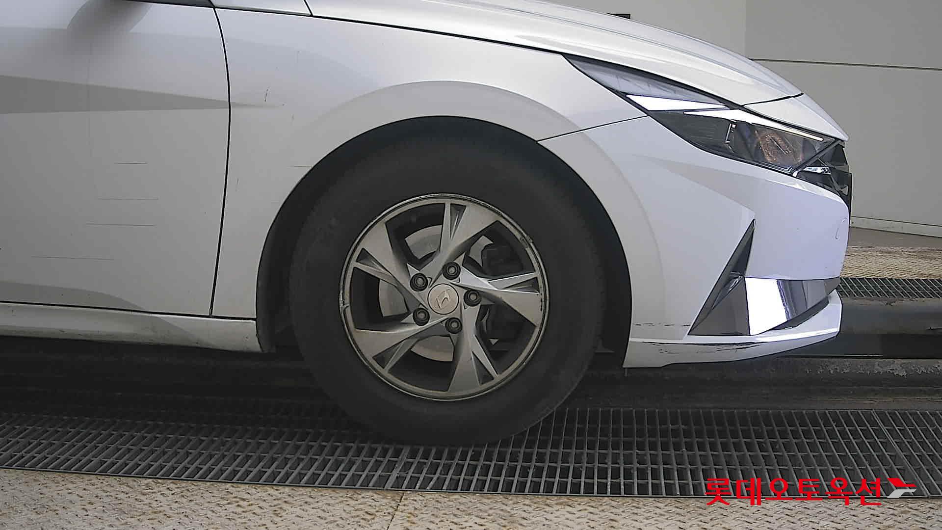 Hyundai Avante id 3822826 из Кореи 23