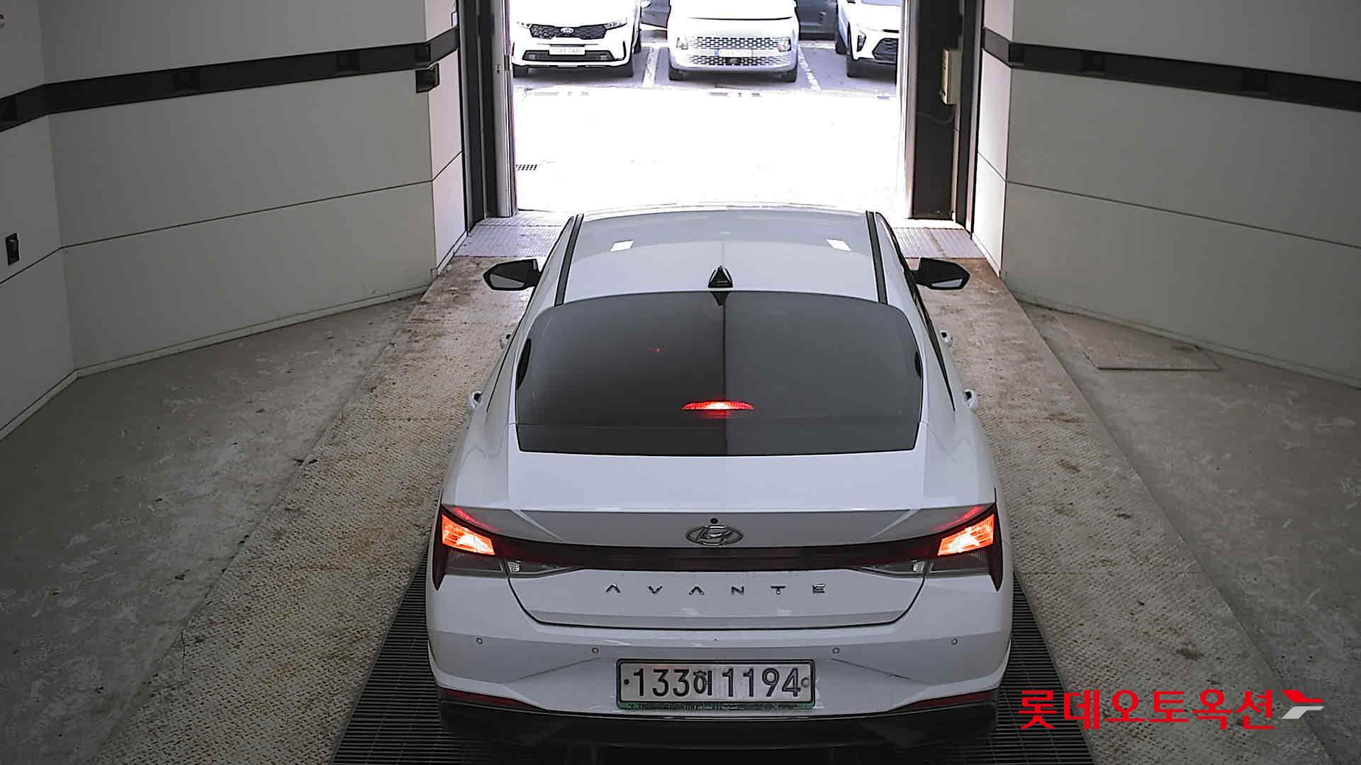 Hyundai Avante 2021 Белый из Кореи, фото 5