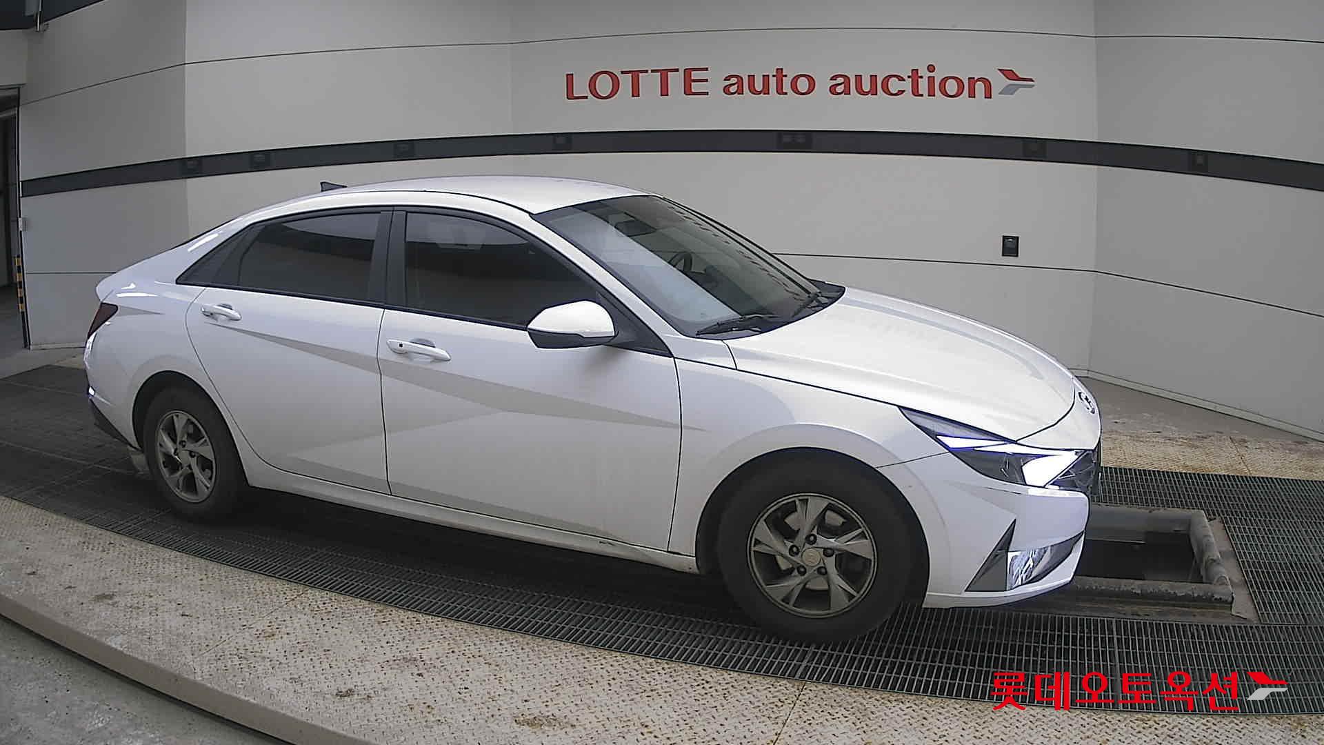 Hyundai Avante id 3822804 из Кореи 17