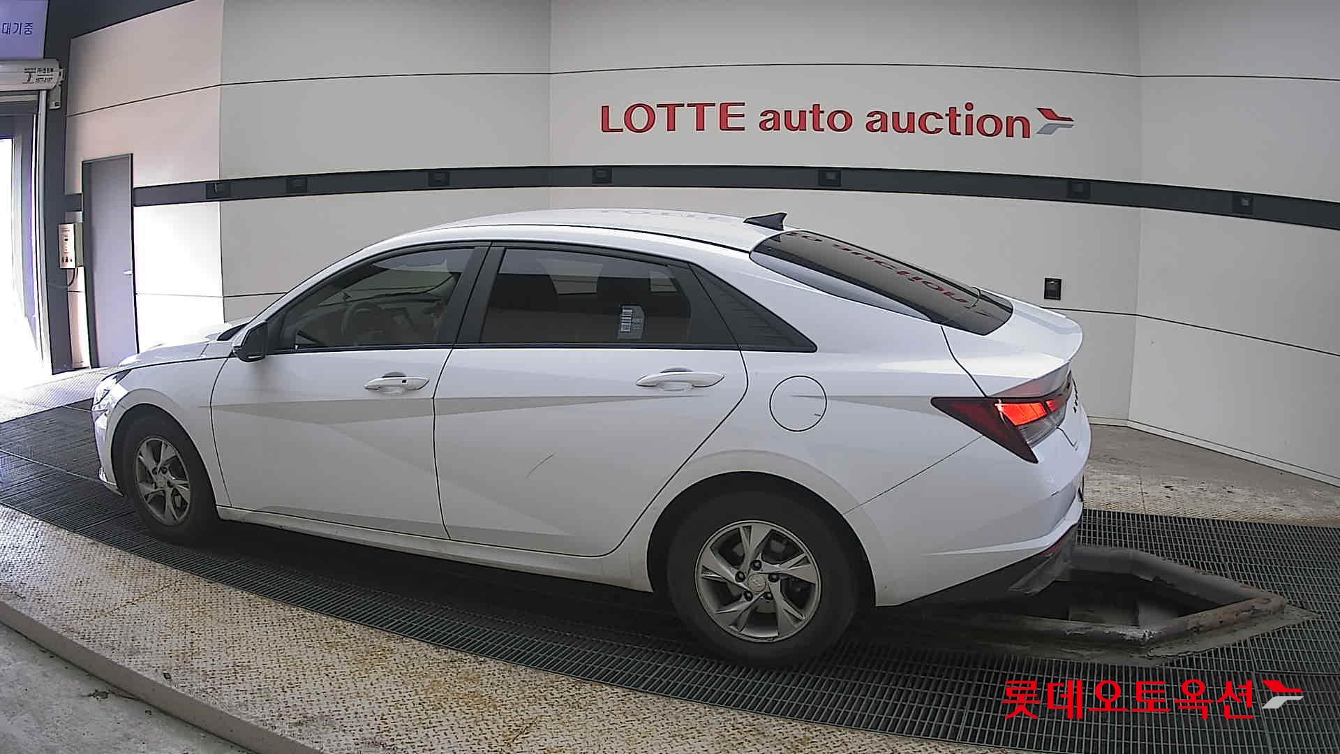 Hyundai Avante id 3822897 из Кореи 11