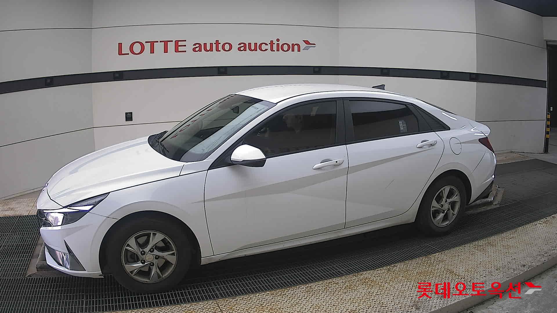 Hyundai Avante id 3822897 из Кореи 12