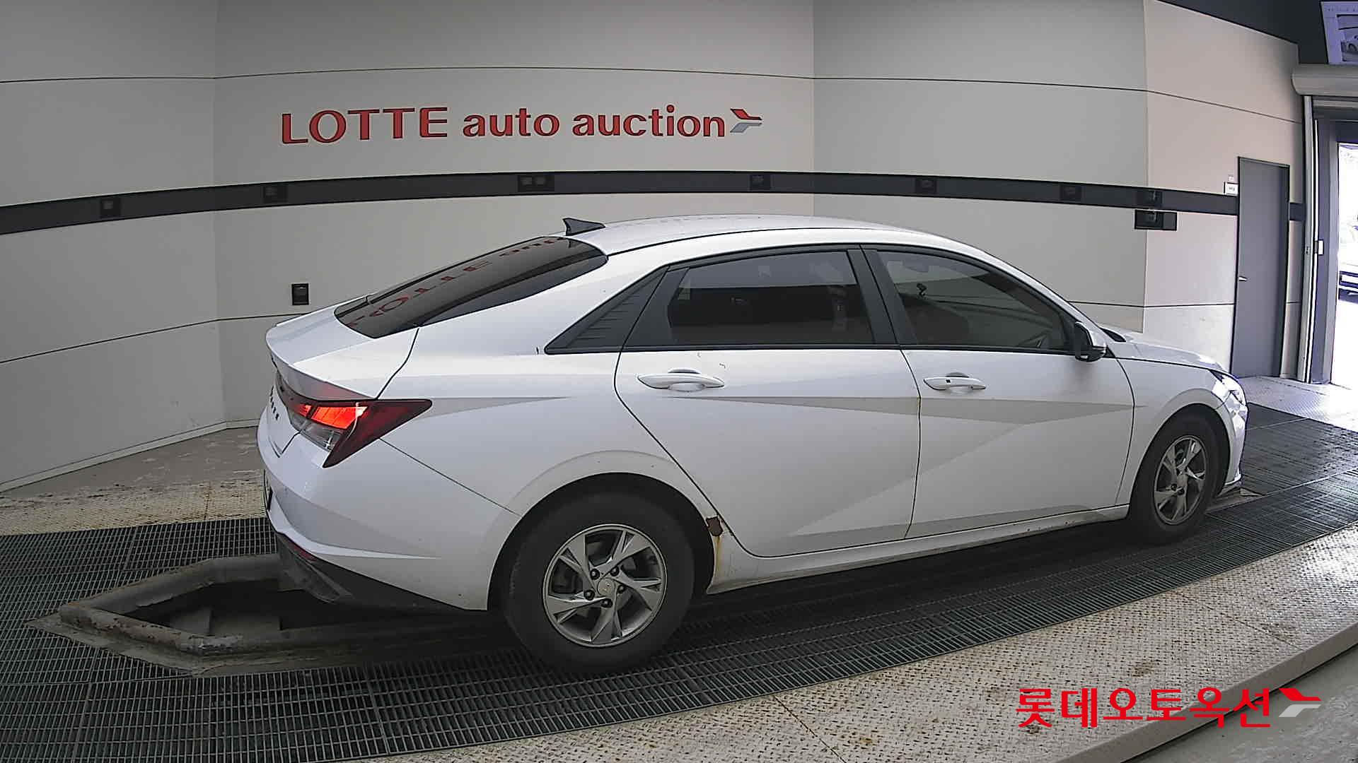 Hyundai Avante id 3822897 из Кореи 18