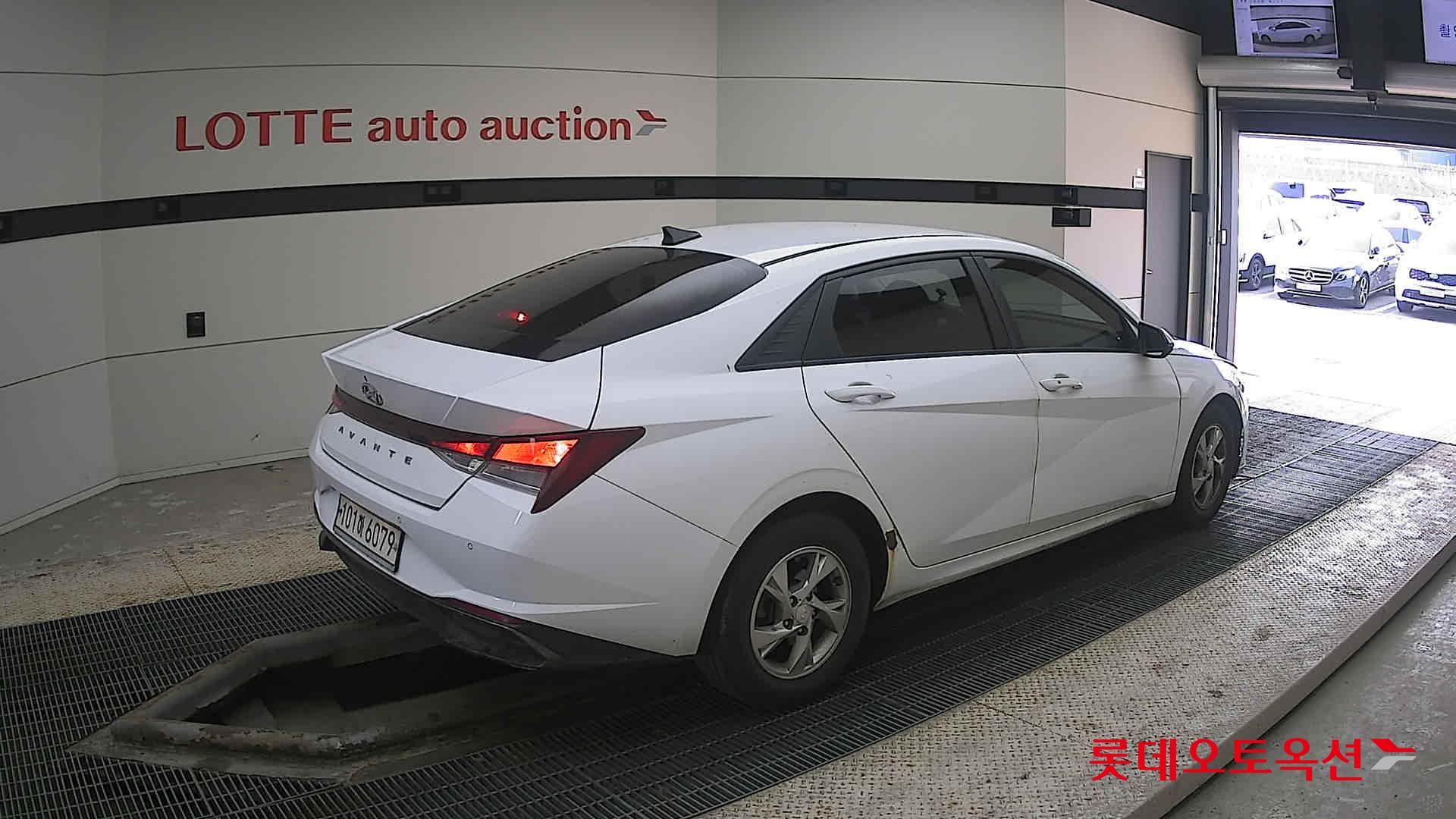 Hyundai Avante id 3822897 из Кореи 19