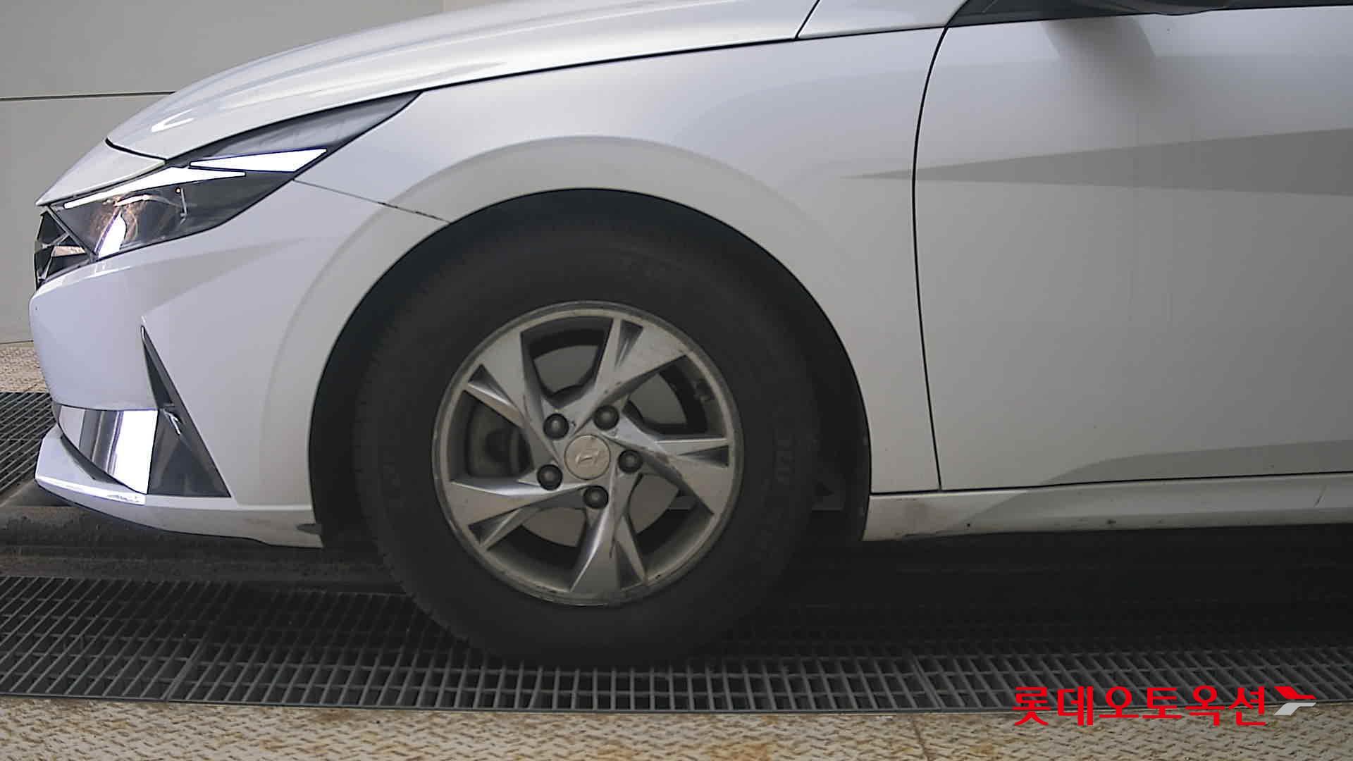 Hyundai Avante id 3822897 из Кореи 21