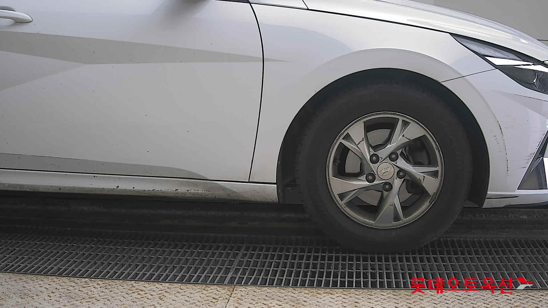 Hyundai Avante id 3822897 из Кореи 23