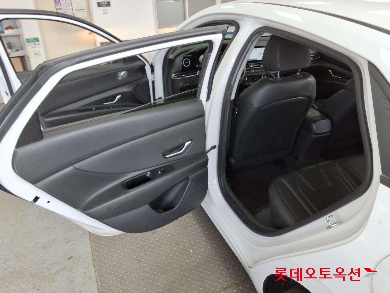 Hyundai Avante id 3822897 из Кореи 36