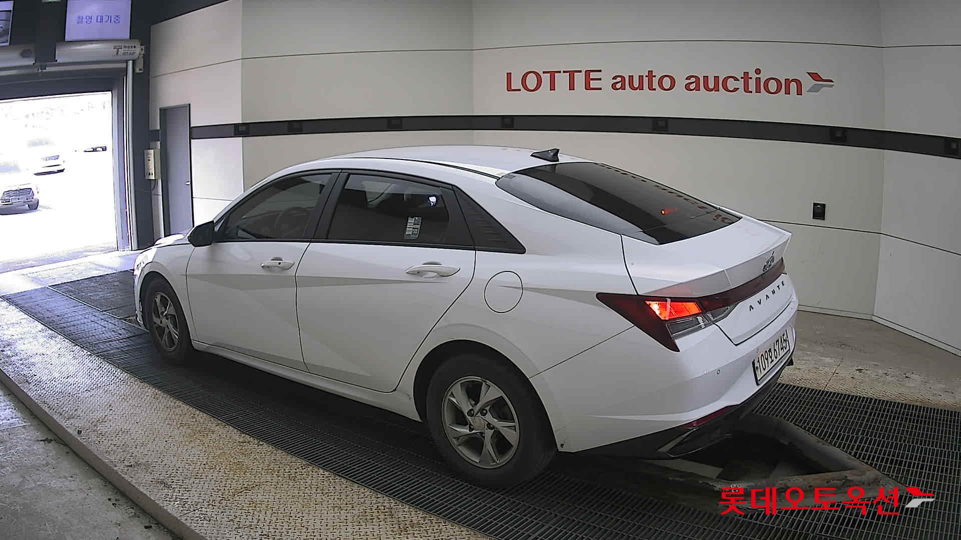 Hyundai Avante id 3822842 из Кореи 10