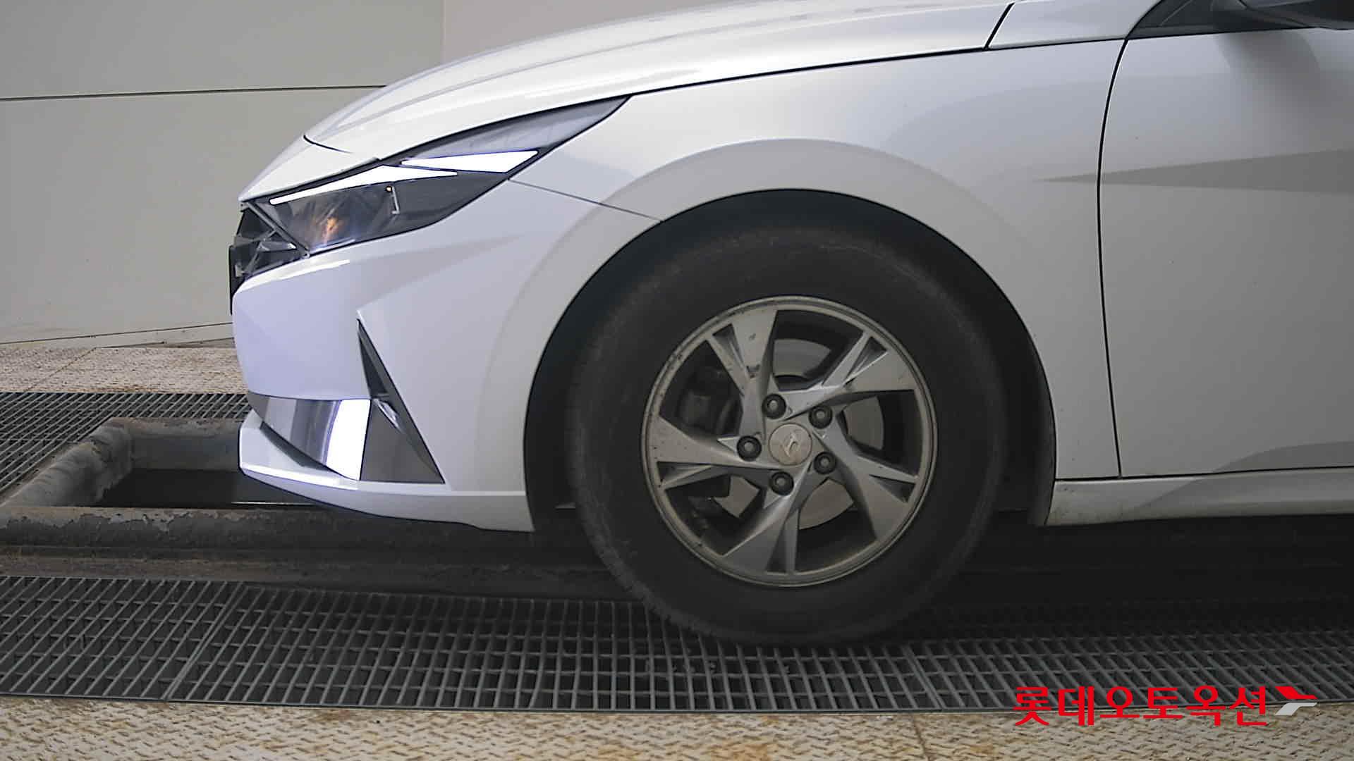 Hyundai Avante id 3822842 из Кореи 21