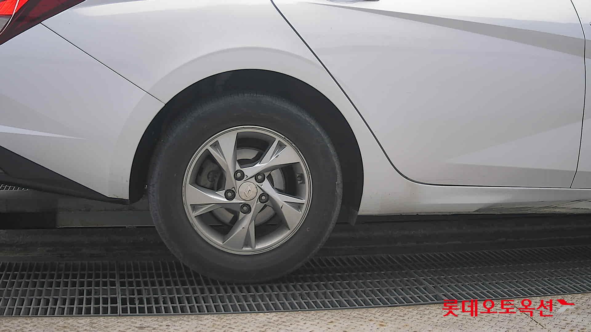 Hyundai Avante id 3822842 из Кореи 24