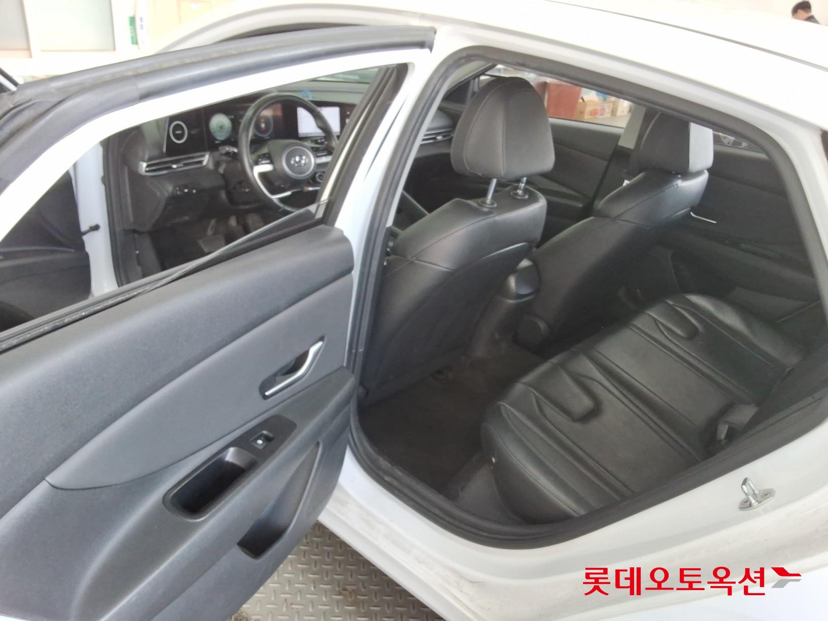 Hyundai Avante id 3822824 из Кореи 36