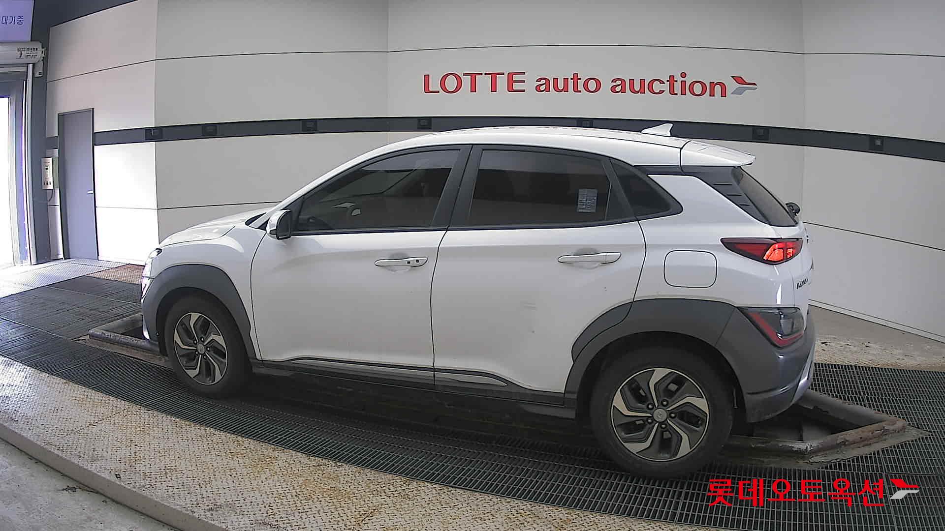 Hyundai Kona Hybrid id 3822837 из Кореи 11