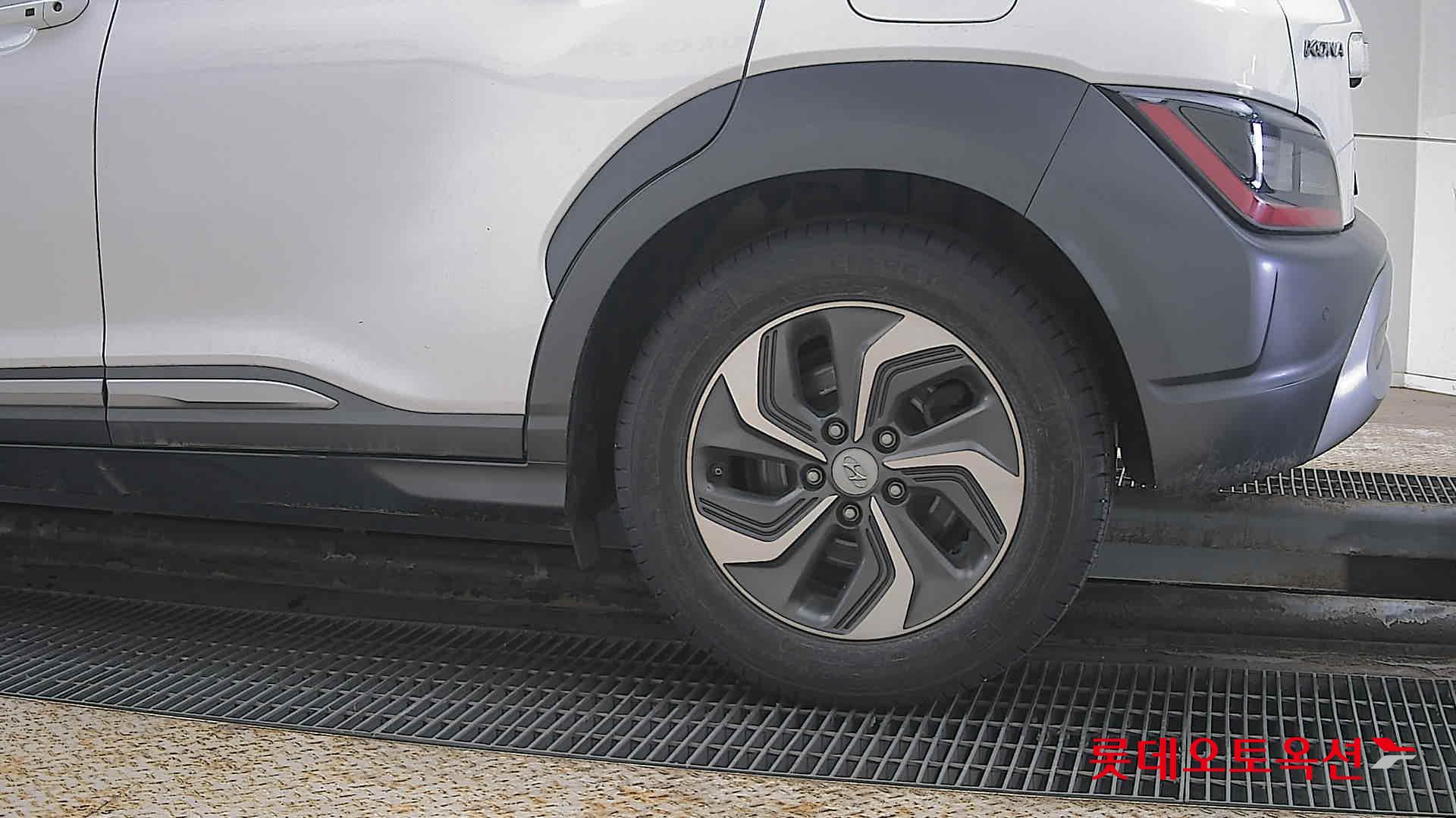 Hyundai Kona Hybrid id 3822819 из Кореи 22