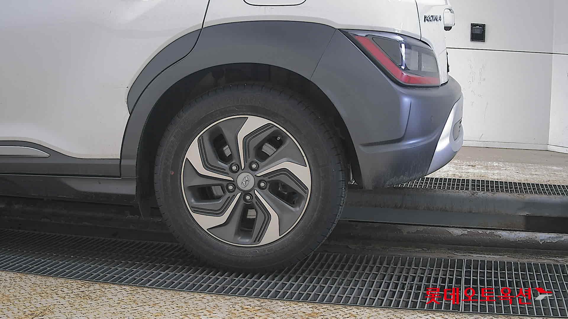 Hyundai Kona Hybrid id 3816356 из Кореи 22