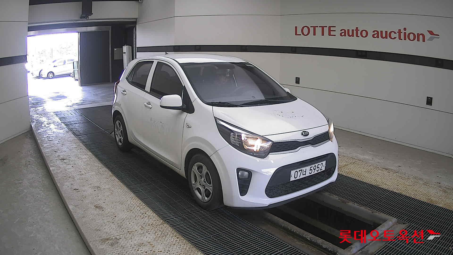 Kia Morning 2019 Белый из Кореи, фото 2