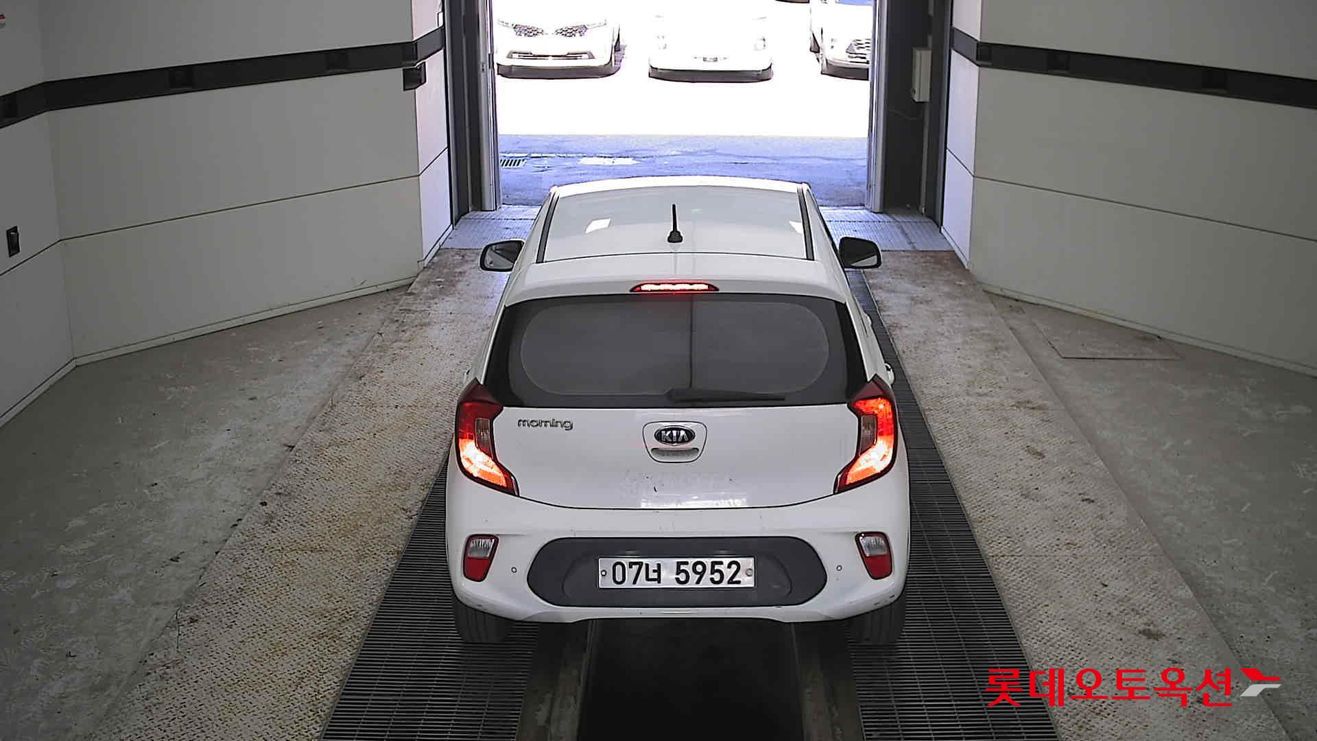 Kia Morning 2019 Белый из Кореи, фото 5