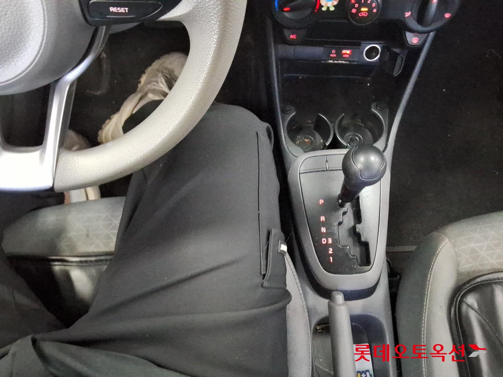 Kia Morning id 3822973 из Кореи 32