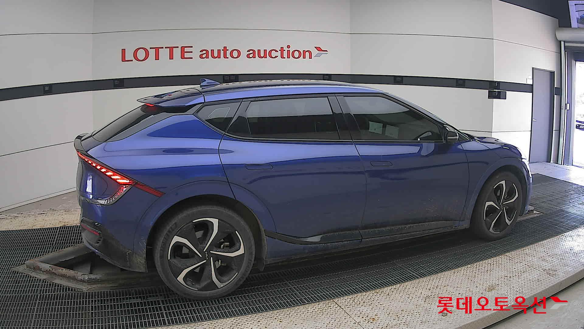 Kia EV6 id 3816413 из Кореи 18