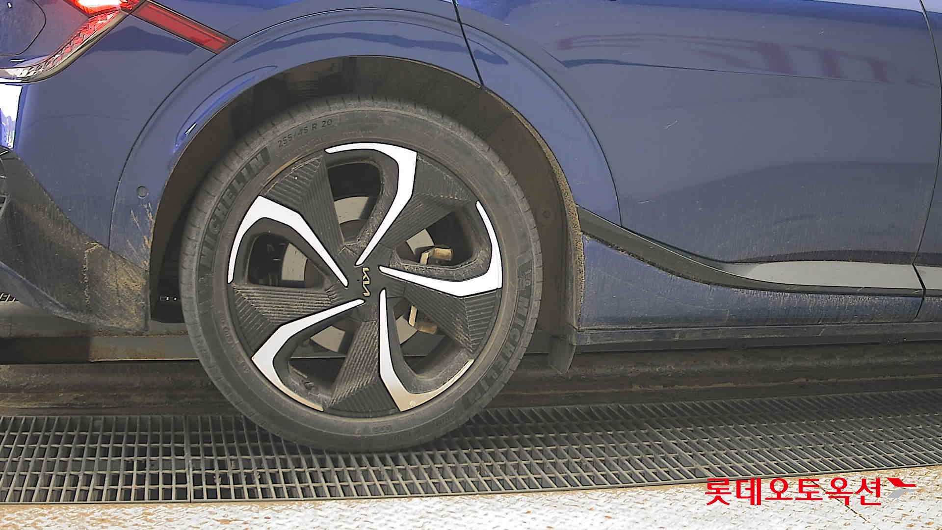 Kia EV6 id 3816413 из Кореи 24