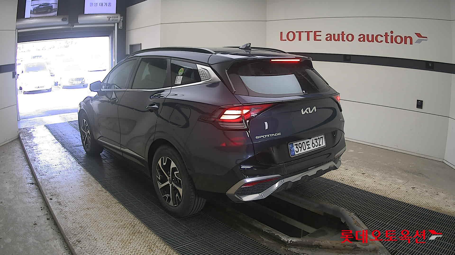 Kia Sportage Hybrid 2023 Другое из Кореи, фото 6