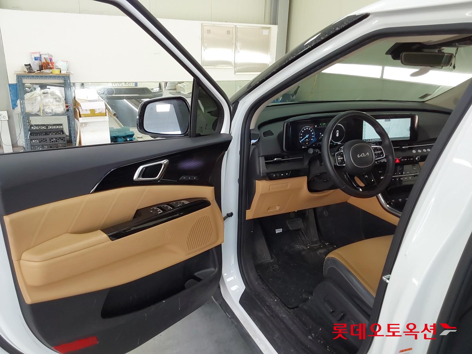 Kia Carnival id 3822990 из Кореи 34