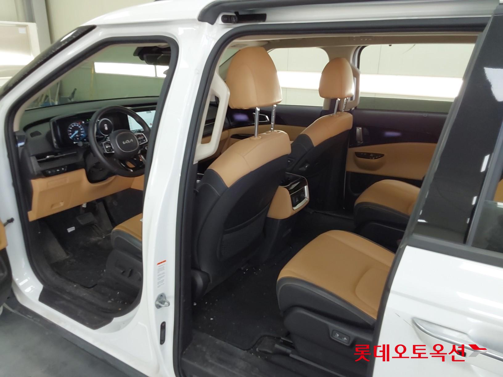 Kia Carnival id 3822990 из Кореи 36