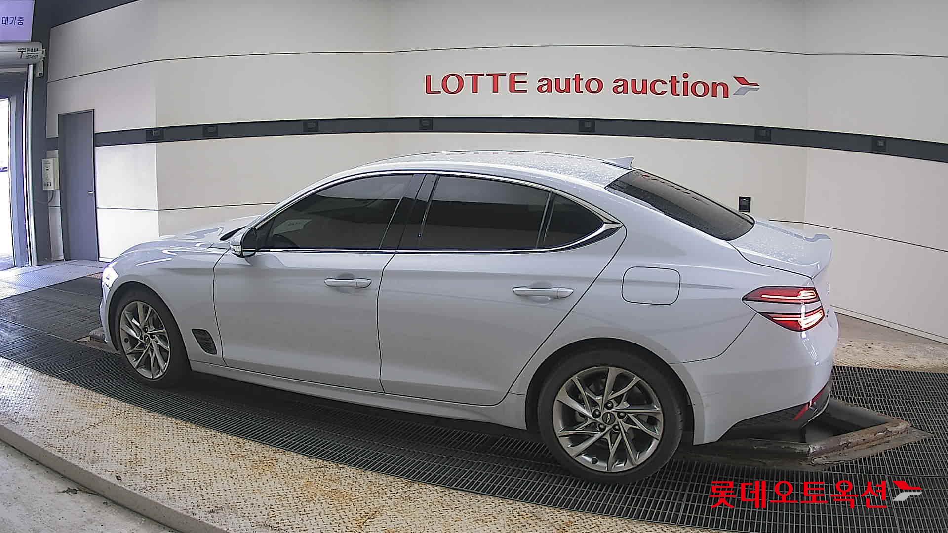 Hyundai G70 id 3822811 из Кореи 11