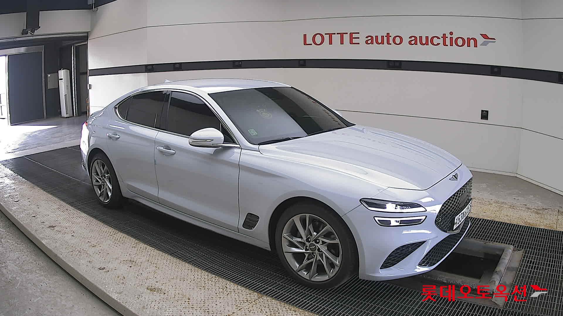 Hyundai G70 id 3822811 из Кореи 16