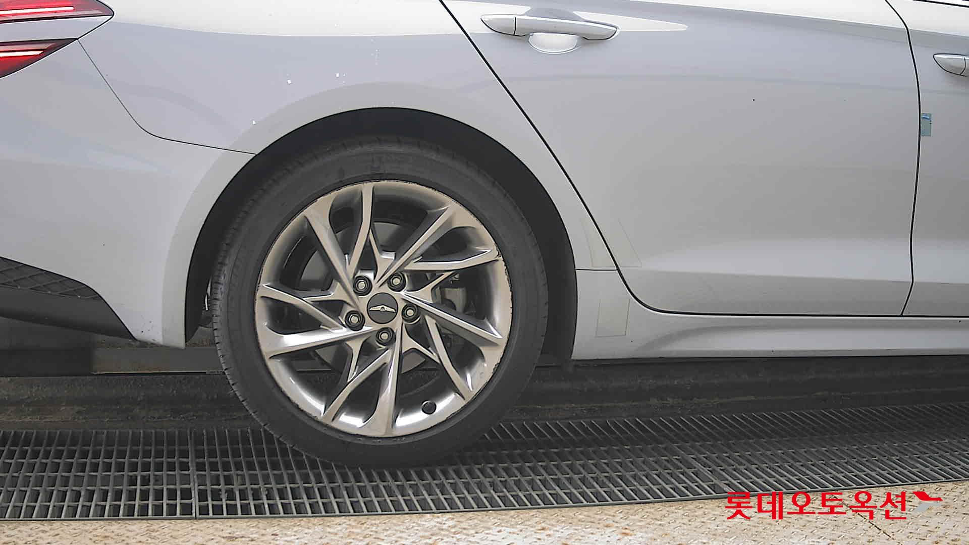 Hyundai G70 id 3822811 из Кореи 24