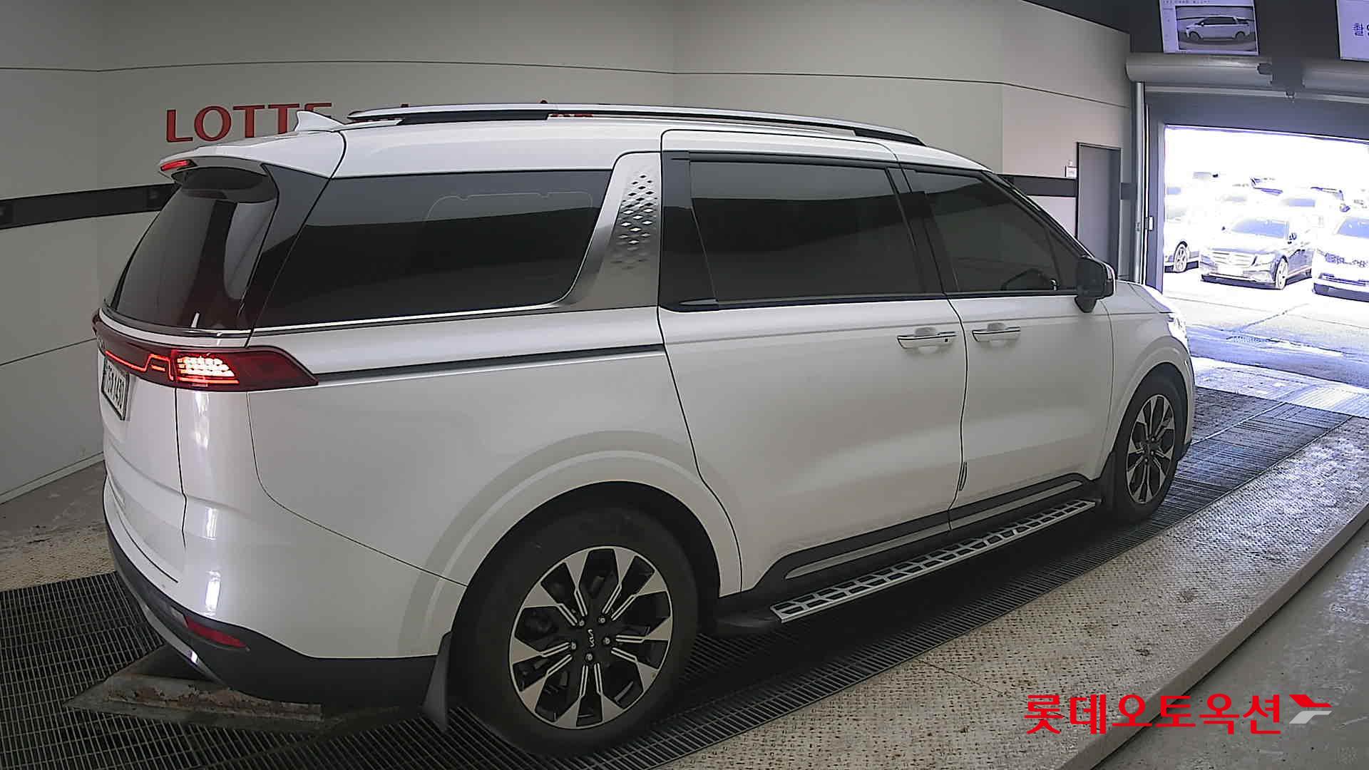 Kia Carnival Limousine id 3822979 из Кореи 19