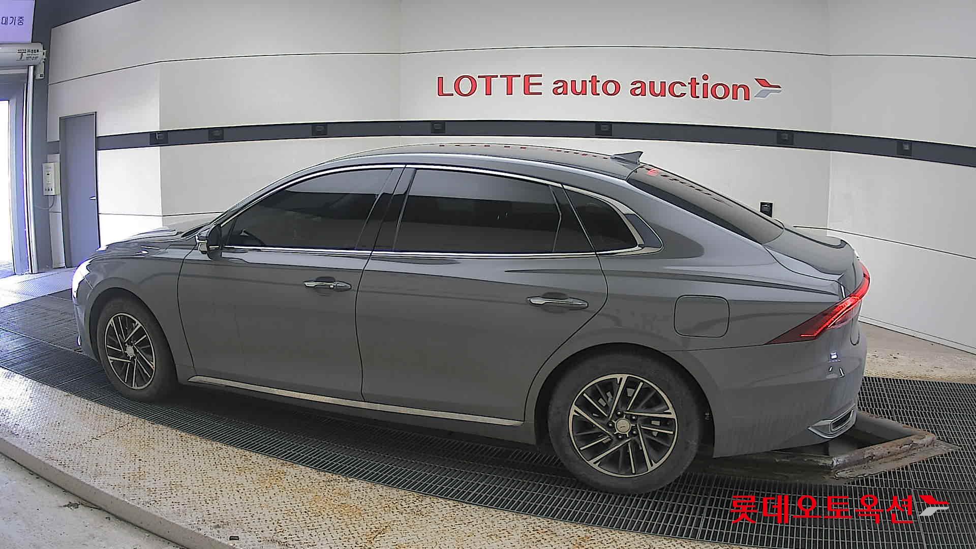 Hyundai Grandeur id 3816360 из Кореи 11