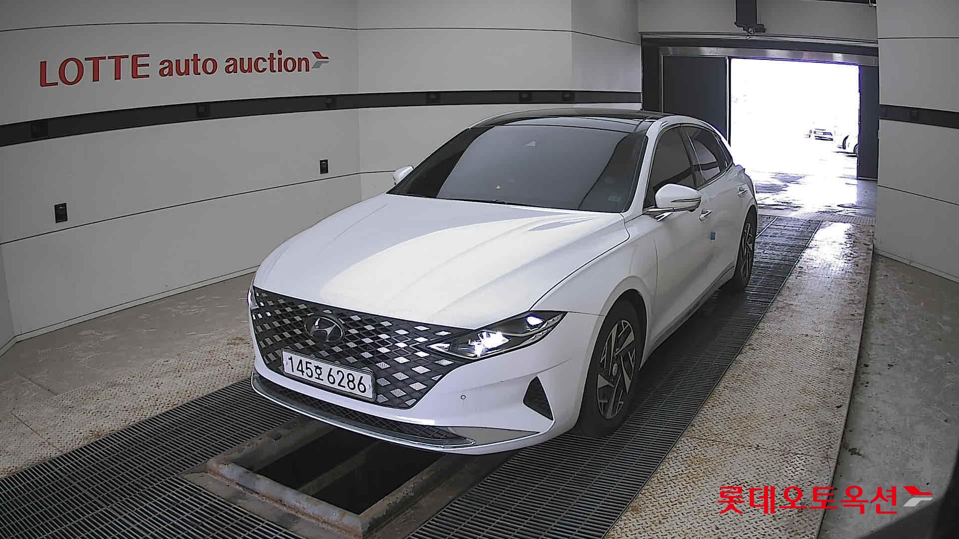 Hyundai Grandeur Hybrid 2020 Белый из Кореи