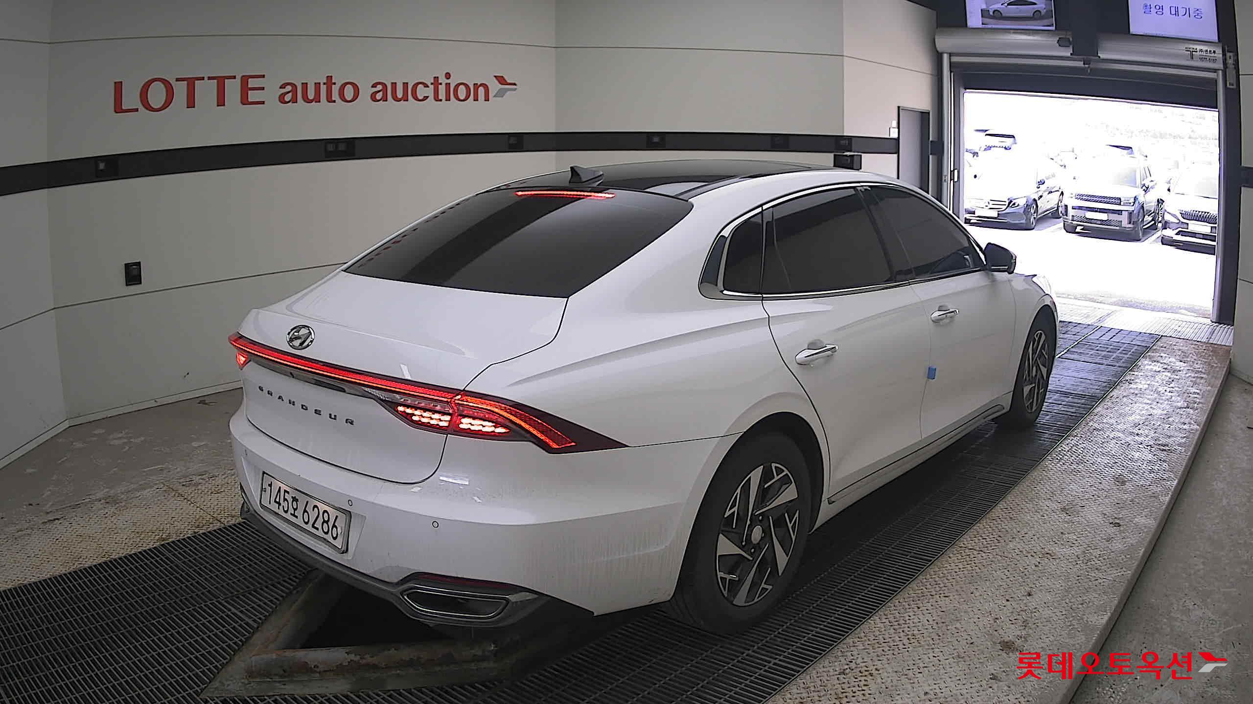 Hyundai Grandeur Hybrid 2020 Белый из Кореи, фото 4