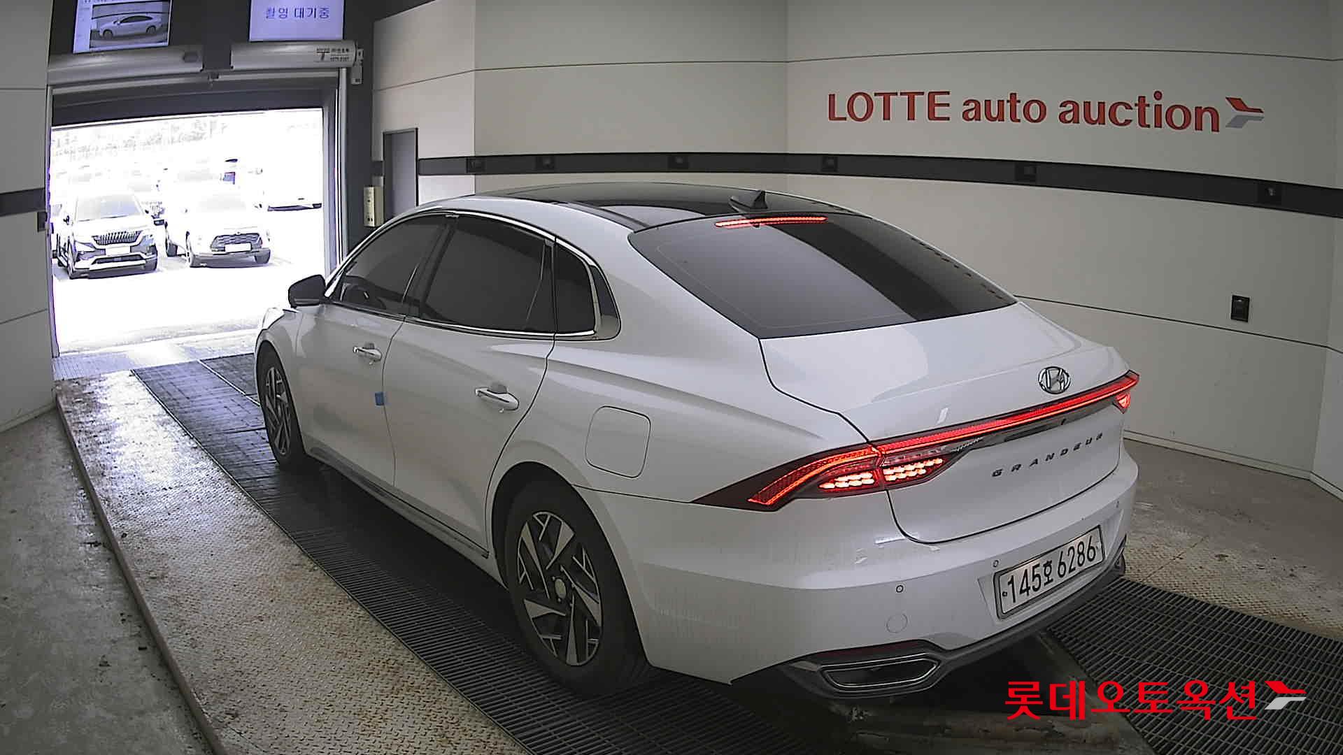 Hyundai Grandeur Hybrid 2020 Белый из Кореи, фото 6