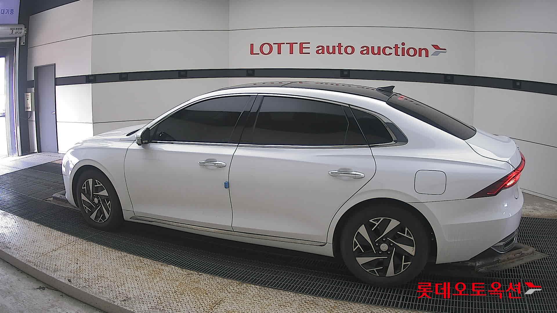 Hyundai Grandeur Hybrid id 3849390 из Кореи 11