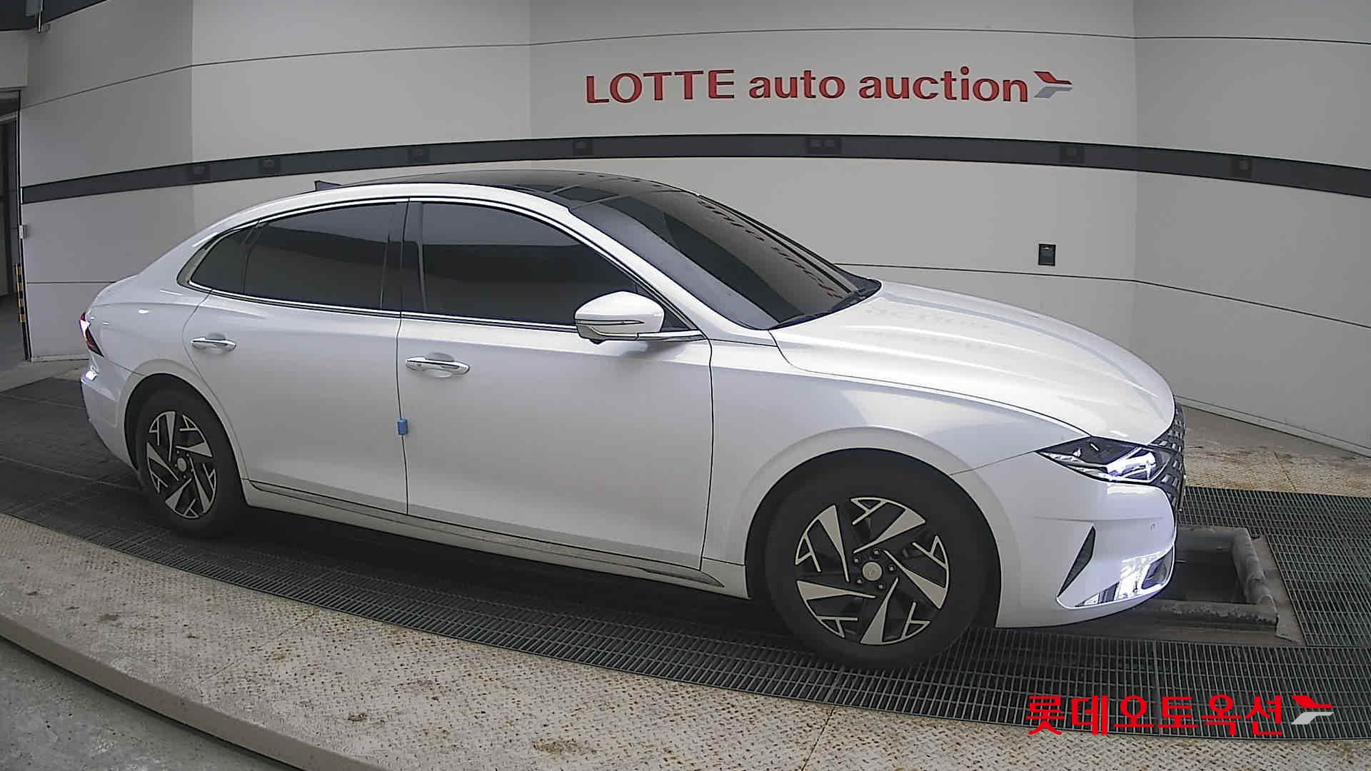 Hyundai Grandeur Hybrid id 3849390 из Кореи 17