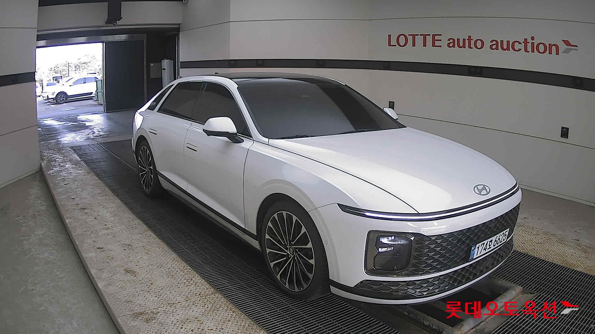 Hyundai Grandeur Hybrid 2024 Белый из Кореи, фото 2