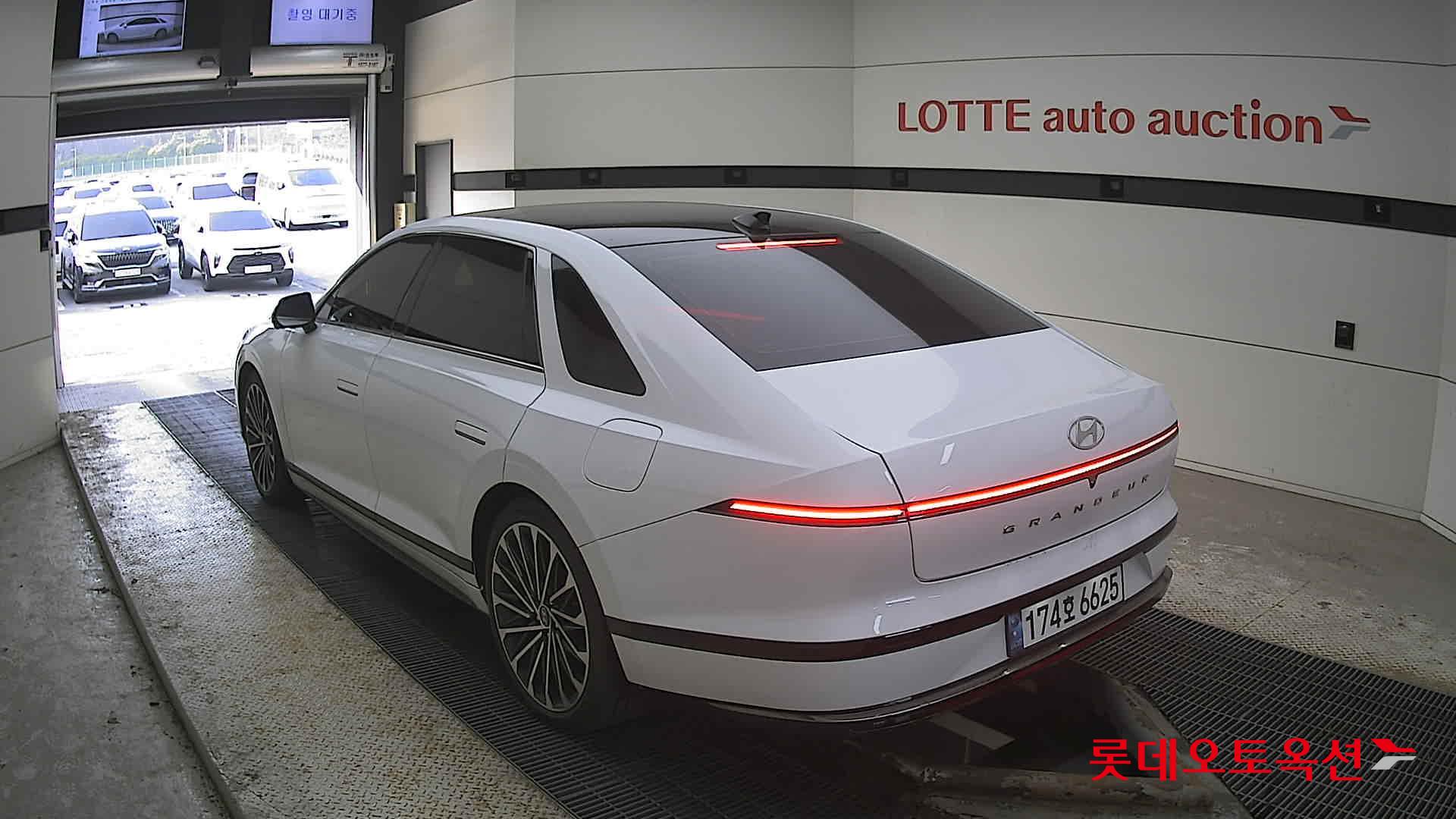 Hyundai Grandeur Hybrid 2024 Белый из Кореи, фото 6