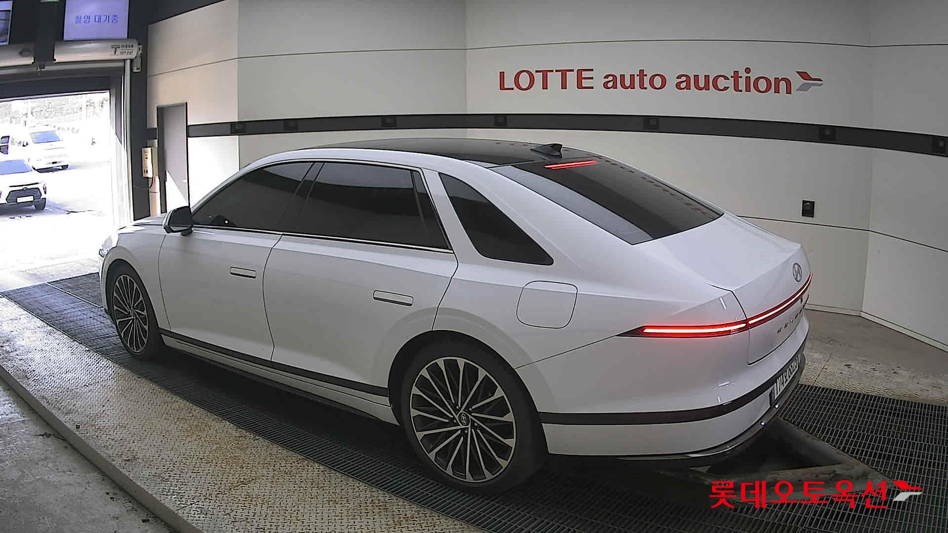 Hyundai Grandeur Hybrid id 3849426 из Кореи 10