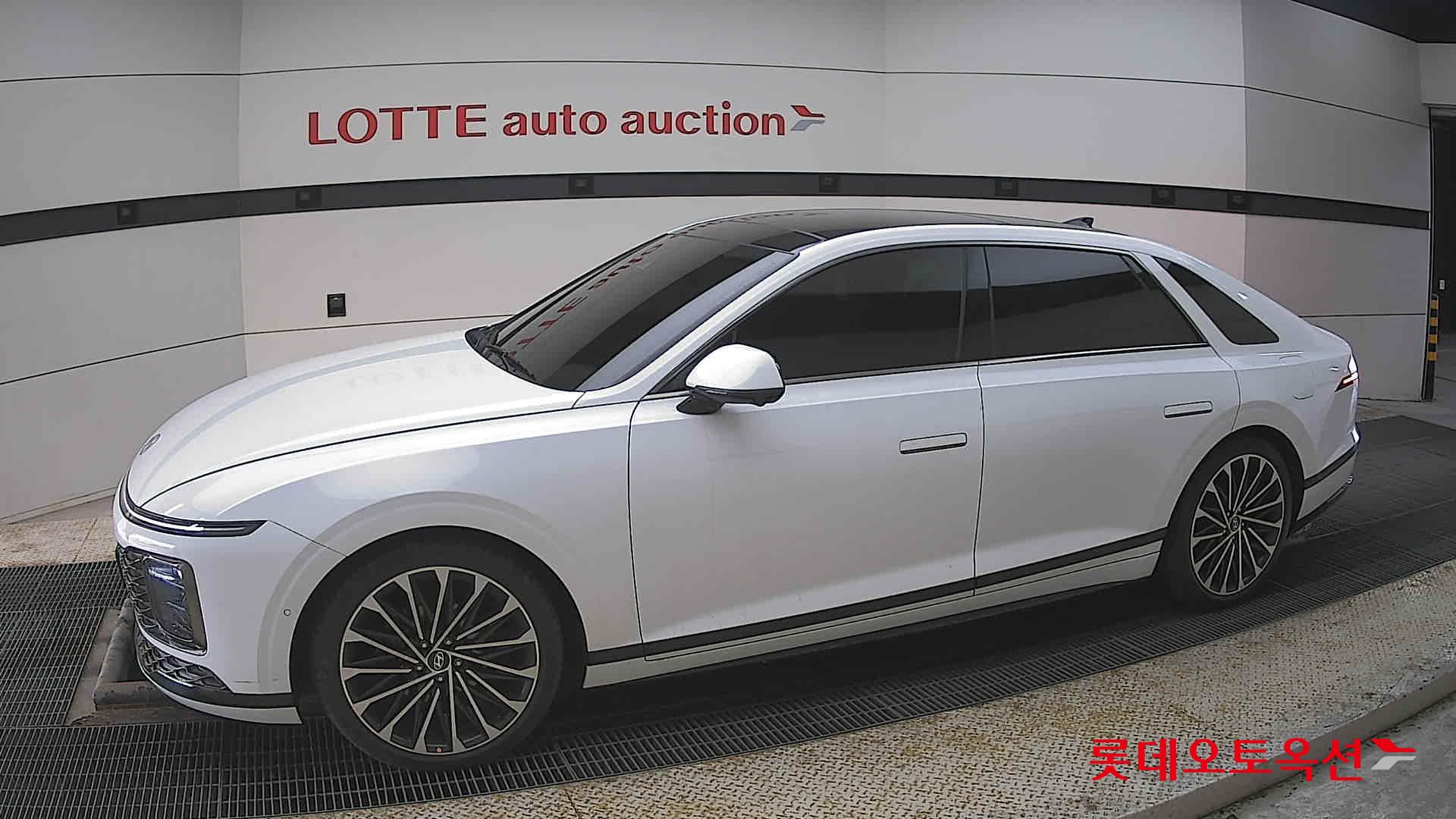 Hyundai Grandeur Hybrid id 3849426 из Кореи 12