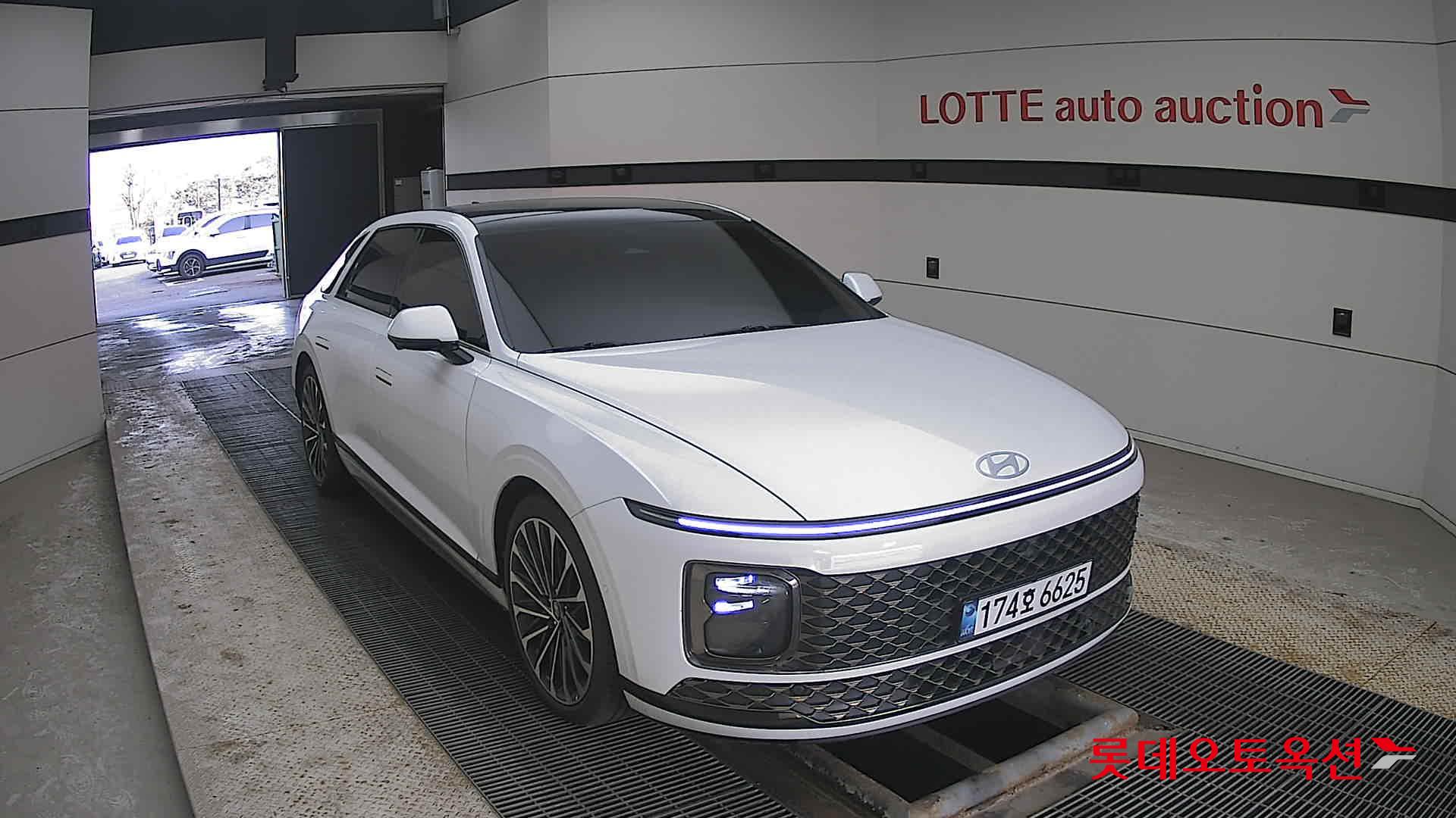 Hyundai Grandeur Hybrid id 3849426 из Кореи 15